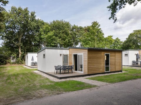 Kijkduin Chalet Near Beach Vacation rental in The Hague