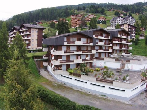 Apartment near the ski lift. Apartment in Riddes