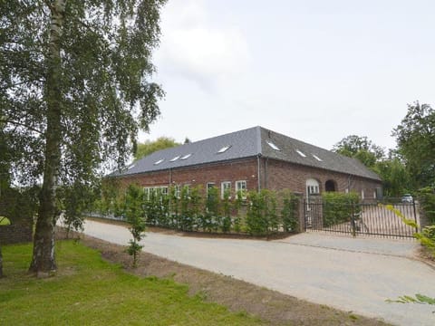 Swolgen Estate with Sauna Vacation rental in Limburg (province)