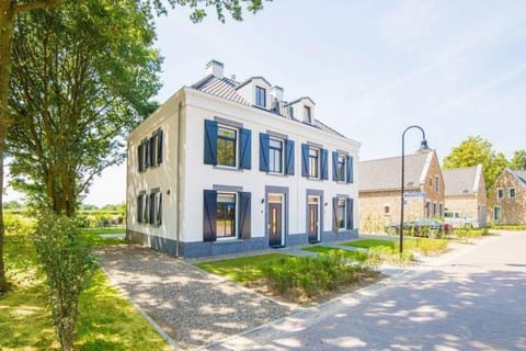 Luxury Villa in Maastricht with Sauna Villa in Maastricht