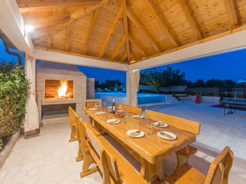 Modern Home in Quiet Pristeg Vacation rental in Šibenik-Knin County, Croatia