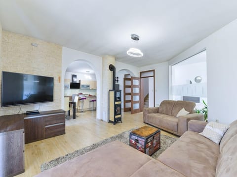 Modern Home in Quiet Pristeg Vacation rental in Šibenik-Knin County, Croatia