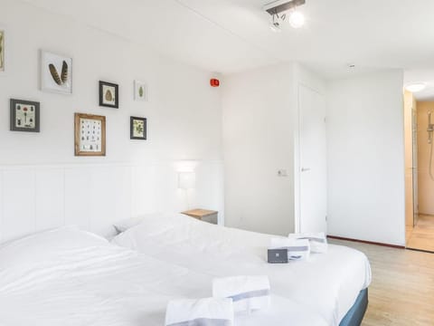 Luxurious villa in Weert for 24 persons Villa in Weert