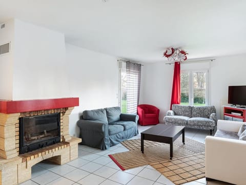 Tranquil Garden Retreat by the Sea Vacation rental in Normandy