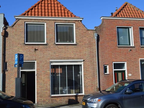 Terraced House by Katwijk Beach Center Vacation rental in Katwijk aan Zee