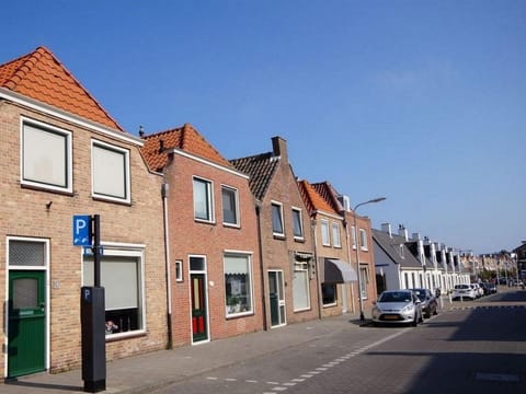 Terraced House by Katwijk Beach Center Vacation rental in Katwijk aan Zee