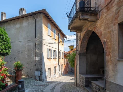 Appartamento in centro storico a Cannero Riviera Apartment in Cannero Riviera