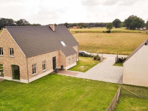 Peaceful Peer Holiday Home Vacation rental in Peer