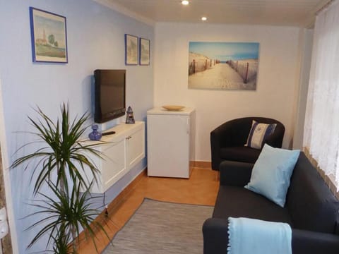 Bungalow in Zweedorf mit Liegewiese Vacation rental in Rerik