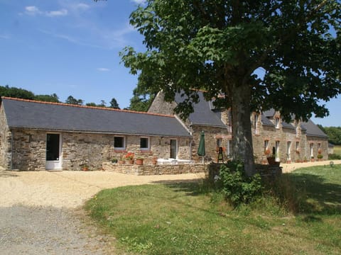 Spacious holiday home with fenced pond Vacation rental in Brittany