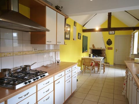 Spacious holiday home with fenced pond Vacation rental in Brittany