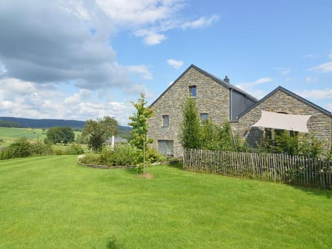 Scenic Cottage in Rahier Vacation rental in Trois-Ponts