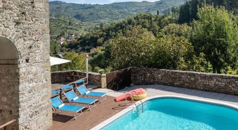 Tuscan Haven- Spacious Home Vacation rental in Province of Massa and Carrara