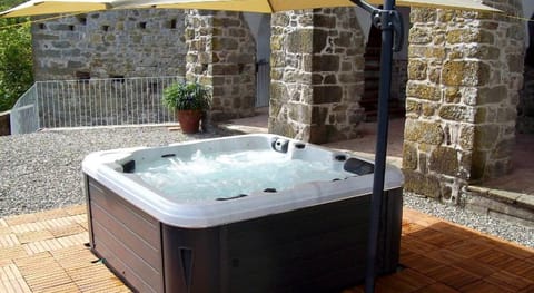 Tuscan Haven- Spacious Home Vacation rental in Province of Massa and Carrara