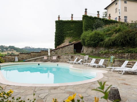 Mansion in Ovada with Pool and Scenic Hills Vacation rental in Liguria