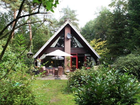 Spacious Holiday Home in Eersel with Open Fire Vacation rental in North Brabant (province)