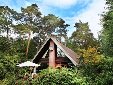 Spacious Holiday Home in Eersel with Open Fire Vacation rental in North Brabant (province)