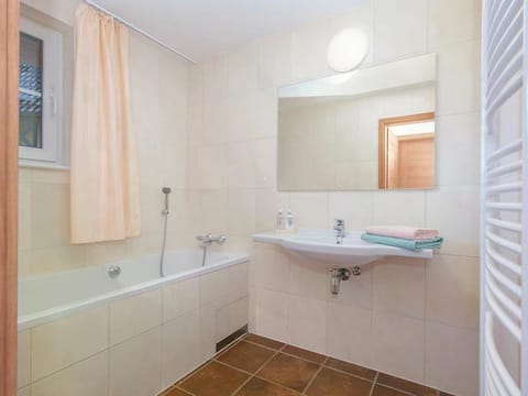 Holiday Home in Cochem with Garden Terrace Vacation rental in Ediger-Eller