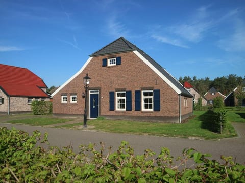 Farmhouse in Limburg with Private Sauna Villa in Roggel