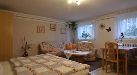 Schones Appartement am Meer in Klutz Apartment in Boltenhagen