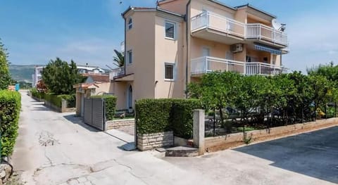 Apartment in Kastel near the Sea Apartment in Šibenik-Knin County, Croatia