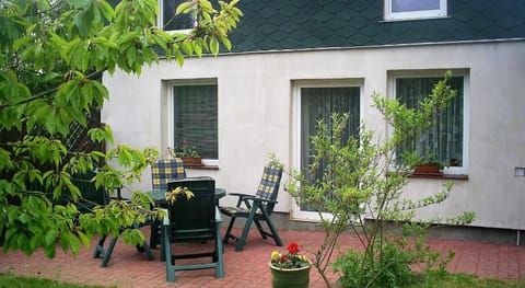 Ferienhaus mit eigener Terrasse in Russow Vacation rental in Rerik