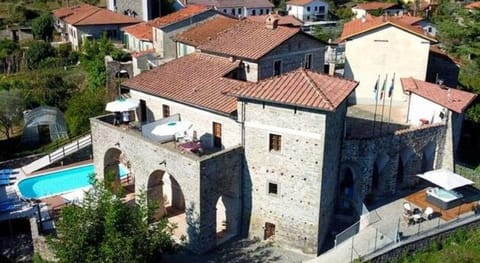 Relaxing Tuscan Home with WiFi Vacation rental in Province of Massa and Carrara