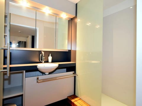 Manor house flat in Robertville Vacation rental in Wallonia, Belgium