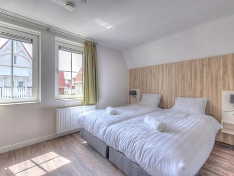 Sunny Zeeland Getaway Villa in Koudekerke