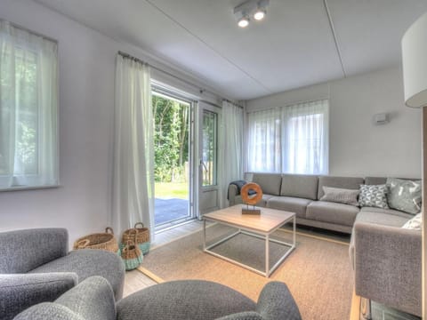 Sunny Zeeland Getaway Villa in Koudekerke