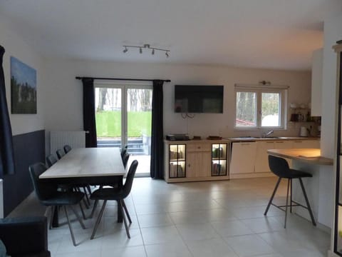 New house on the edge of a large forest, large garden,very quiet, beautiful area Vacation rental in Wallonia, Belgium