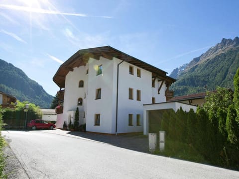 Apartment in Langenfeld near Ski Slopes Apartment in Trentino-South Tyrol