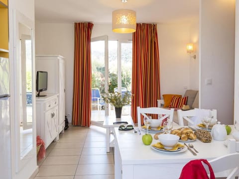 Sea-View holiday home in Northern Corsica Vacation rental in Belgodère