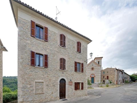 Mansion in Prodo near Lake Bolsena Vacation rental in Umbria
