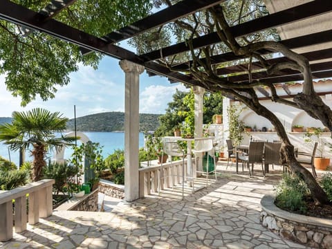 Holiday Home Kanica by Adriatic Sea Vacation rental in Šibenik-Knin County, Croatia