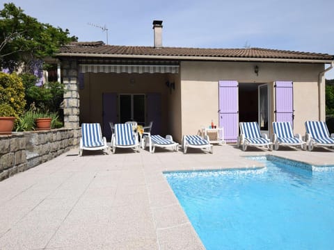 Tranquil Villa at Rocher de Sampzon Vacation rental in Vallon-Pont-d'Arc