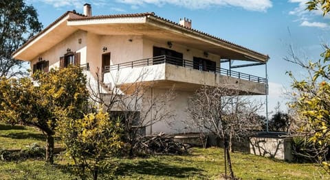 Holiday villa with sea view in Paralia Avlidas Vacation rental in Euboea