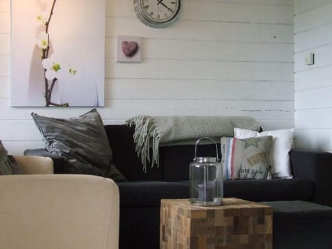 Relaxing Chalet in Dochamps with Swimming Pool and Terrace Vacation rental in Manhay