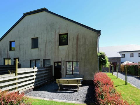 Cosy Nature Retreat, Houffalize Vacation rental in Wallonia, Belgium