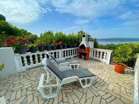 Apartment in Dramalj near Beach  Pool Apartment in Crikvenica