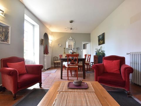 Charming Escape, Yevre-la-Ville Vacation rental in Île-de-France