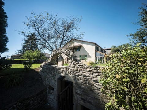 Apartment in Darney with Meadow Views Apartment in Vosges