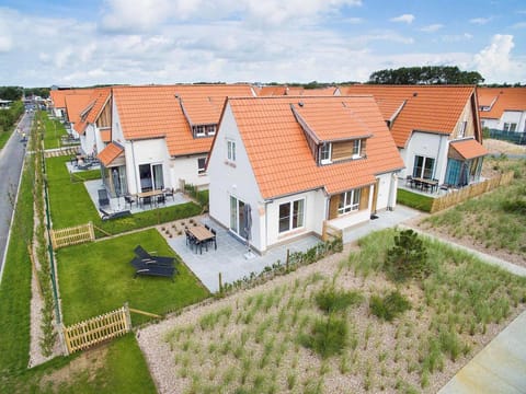 Villa in Breeduyn Village with Garden Villa in Bredene