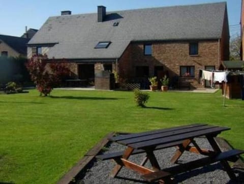 Peaceful Farmhouse, Lessive Vacation rental in Wallonia, Belgium