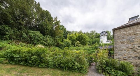 Charming Cottage in Anseremme with Fenced Garden Vacation rental in Dinant