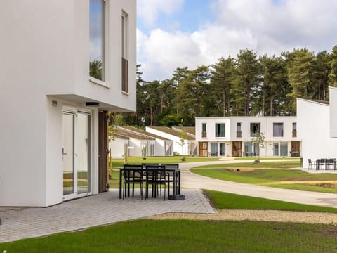 Bungalow in Eksel near Car-Free Park Vacation rental in Peer