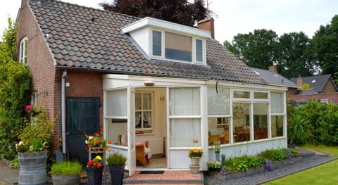 Holiday Home in Soerendonk with Garden Vacation rental in Limburg (province)