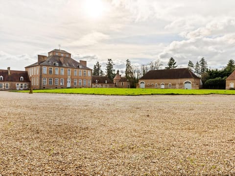 Bed  breakfast in chateau in Allier Villa in Centre-Val de Loire