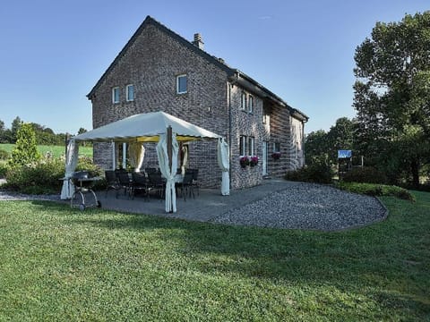 Holiday Home in Stoumont near Coo Waterfalls Vacation rental in Trois-Ponts