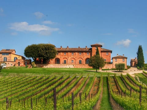 Farmhouse with pool in Montepulciano Vacation rental in Umbria